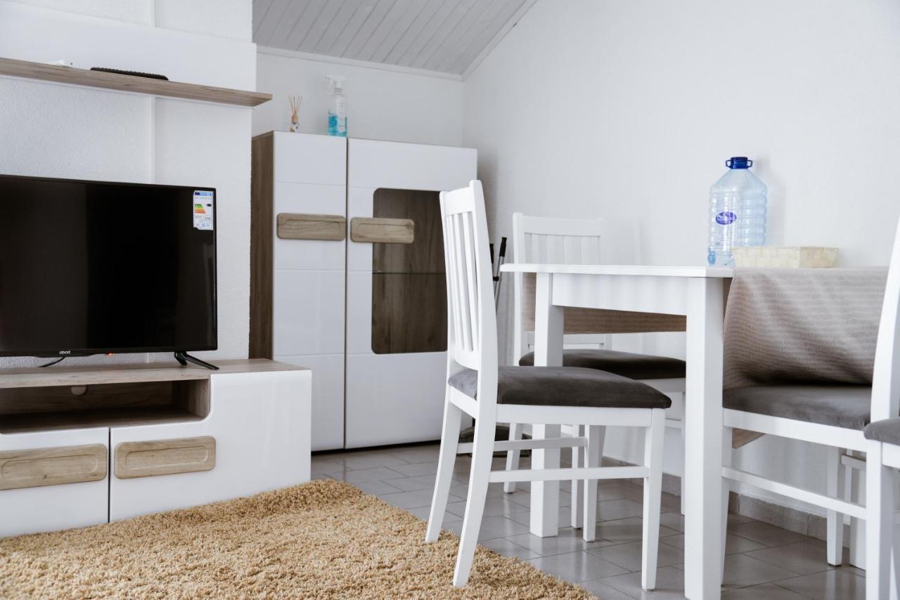 Iker Apartments Tivat Zewnętrze zdjęcie