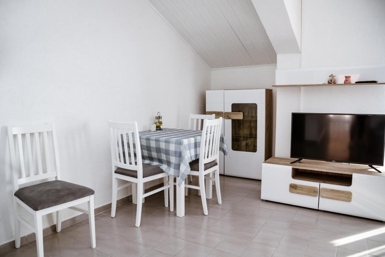 Iker Apartments Tivat Zewnętrze zdjęcie