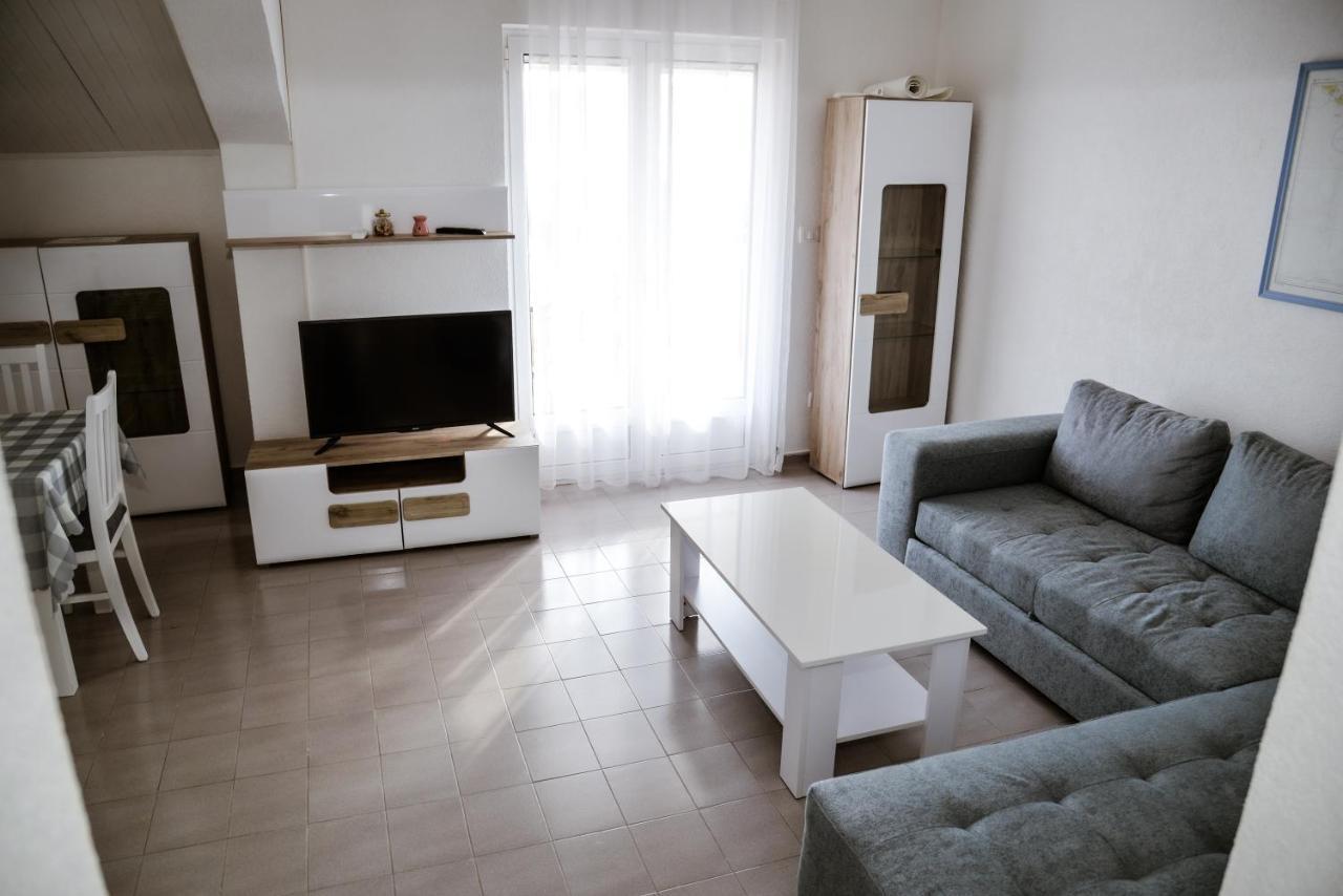 Iker Apartments Tivat Zewnętrze zdjęcie