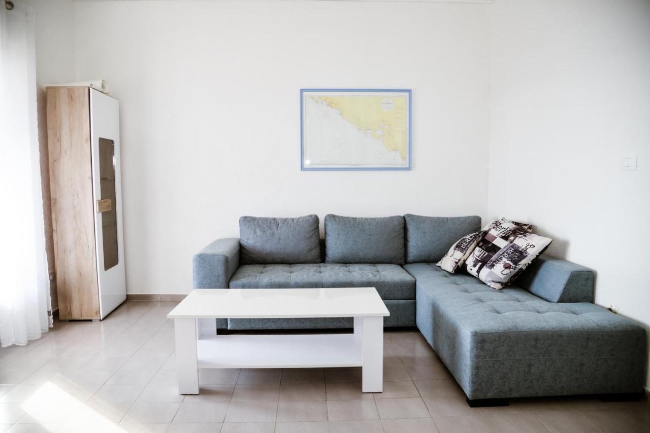 Iker Apartments Tivat Zewnętrze zdjęcie