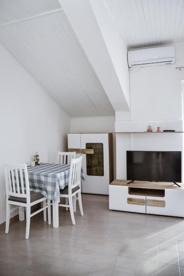 Iker Apartments Tivat Zewnętrze zdjęcie